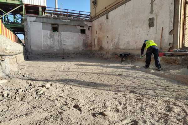 Construction of Gold Smelting Building-1 Construction of Gold Smelting Building