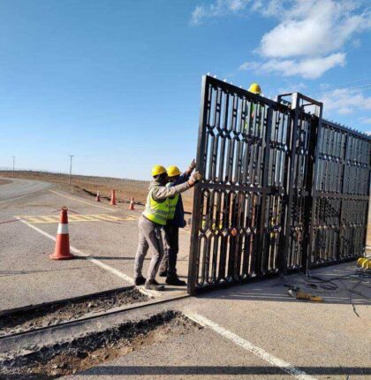 Sukhaybarat Gold mine, Fencing, Main Gate and Road construction-5 Sukhaybarat Gold mine, Fencing, Main Gate and Road construction