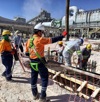 vibrating-screen-installation-cv13-material-feeding-area vibrating-screen-installation-cv13-material-feeding-area